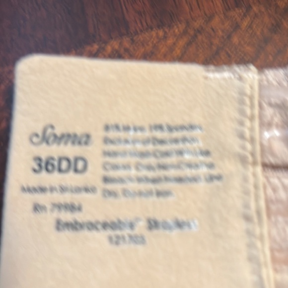 Strapless bra. - Picture 2 of 3